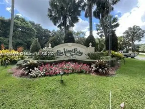 9441 Live Oak Place Davie FL 33324