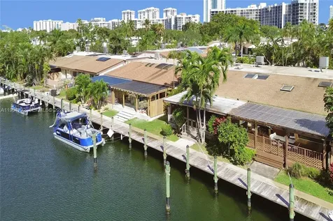 2619 S Parkview Drive Hallandale Beach FL 33009