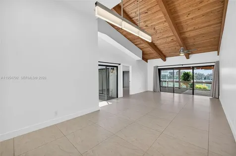 2619 S Parkview Drive Hallandale Beach FL 33009