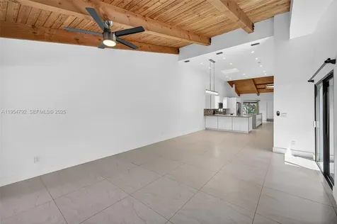 2619 S Parkview Drive Hallandale Beach FL 33009