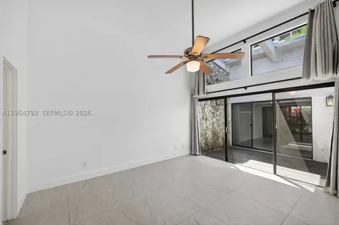 2619 S Parkview Drive Hallandale Beach FL 33009