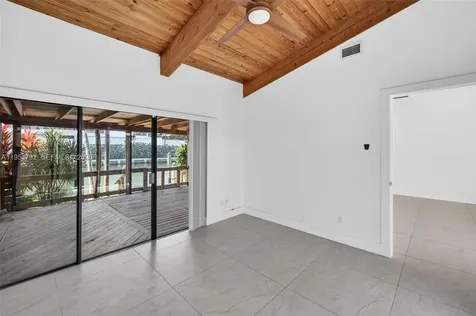 2619 S Parkview Drive Hallandale Beach FL 33009