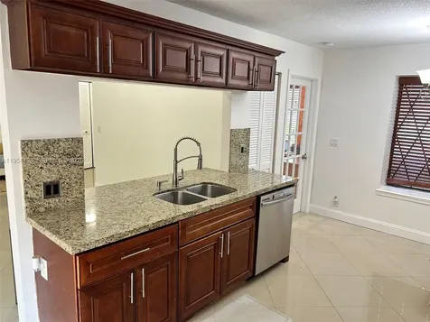 9225 NW 49th Place Sunrise FL 33351
