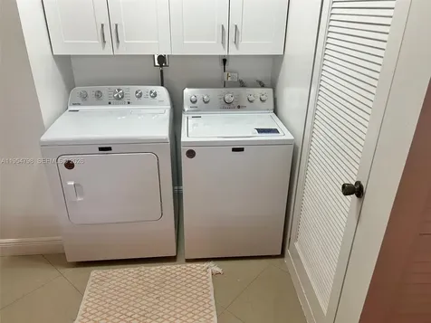 9225 NW 49th Place Sunrise FL 33351