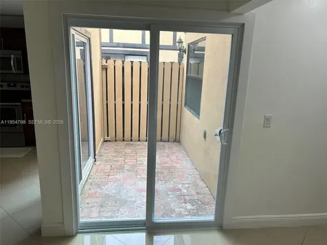 9225 NW 49th Place Sunrise FL 33351