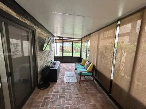9225 NW 49th Place Sunrise FL 33351