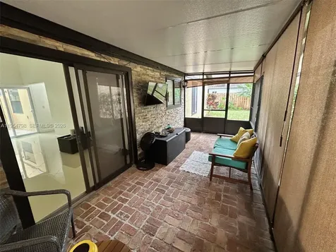 9225 NW 49th Place Sunrise FL 33351