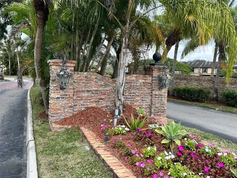 9225 NW 49th Place Sunrise FL 33351