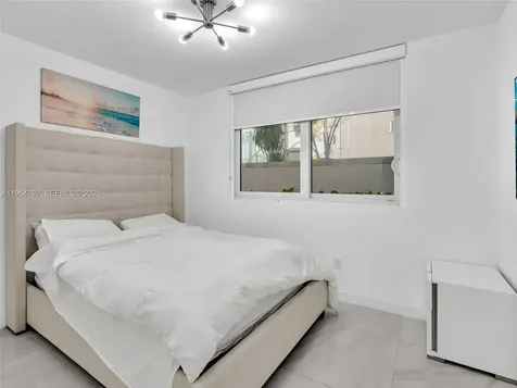 9821 E Bay Harbor Drive Bay Harbor Islands FL 33154