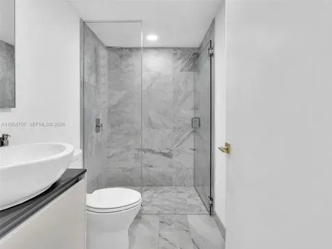 9821 E Bay Harbor Drive Bay Harbor Islands FL 33154