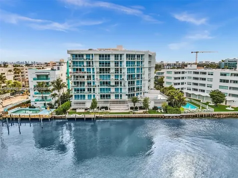 9821 E Bay Harbor Drive Bay Harbor Islands FL 33154