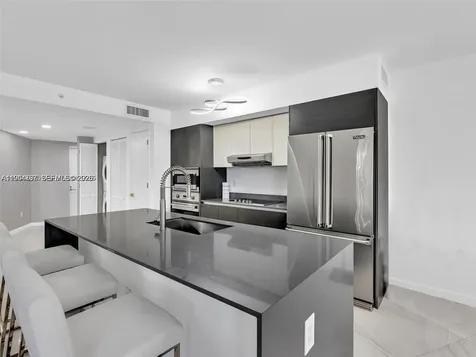 9821 E Bay Harbor Drive Bay Harbor Islands FL 33154