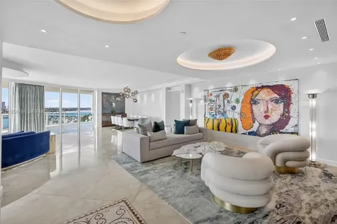 1000 S Pointe Drive Miami Beach FL 33139
