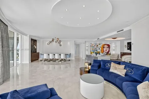 1000 S Pointe Drive Miami Beach FL 33139