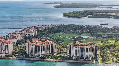 1000 S Pointe Drive Miami Beach FL 33139