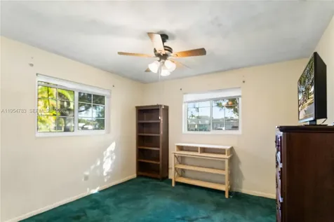 2201 NW 87th Avenue Pembroke Pines FL 33024