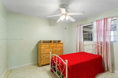 2201 NW 87th Avenue Pembroke Pines FL 33024