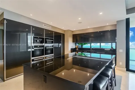 18555 Collins Avenue Sunny Isles Beach FL 33160
