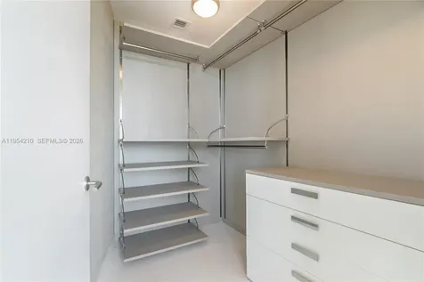 18555 Collins Avenue Sunny Isles Beach FL 33160