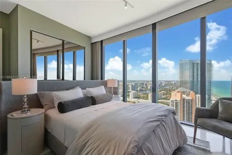18555 Collins Avenue Sunny Isles Beach FL 33160