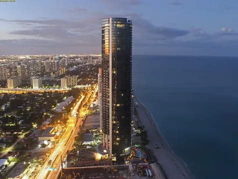 18555 Collins Avenue Sunny Isles Beach FL 33160