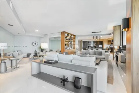 18555 Collins Avenue Sunny Isles Beach FL 33160