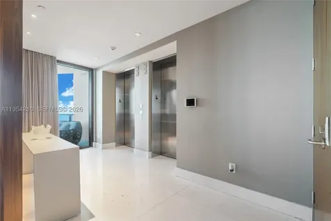 18555 Collins Avenue Sunny Isles Beach FL 33160