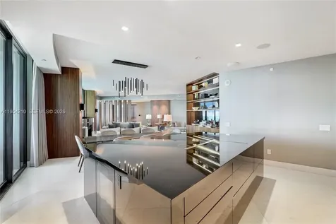 18555 Collins Avenue Sunny Isles Beach FL 33160