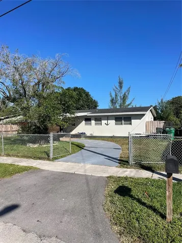 4740 SW 43rd Avenue Dania Beach FL 33314