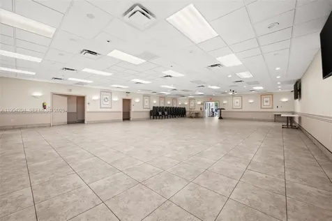 917 SE 47th Terrace Cape Coral FL 33904