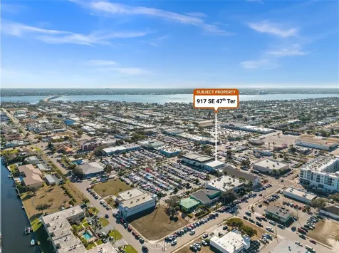 917 SE 47th Terrace Cape Coral FL 33904
