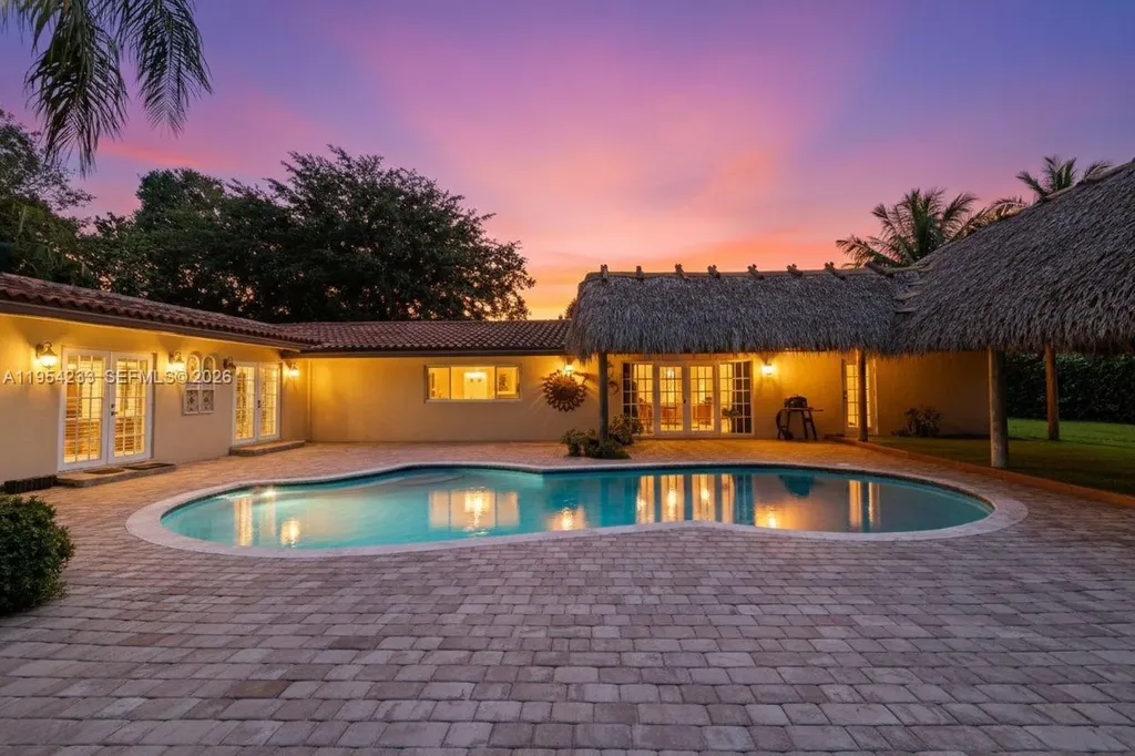 15144 SW 72nd Court Palmetto Bay FL 33158