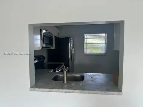 3905 N Nob Hill Road Sunrise FL 33351
