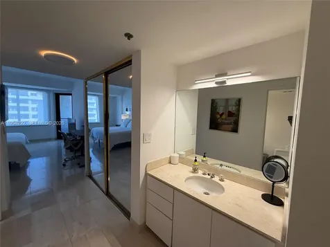 201 Crandon Boulevard Key Biscayne FL 33149