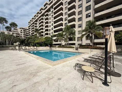 201 Crandon Boulevard Key Biscayne FL 33149