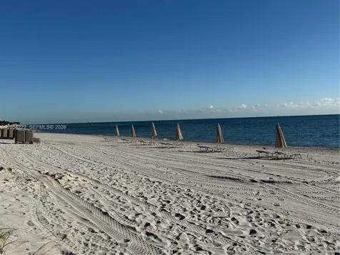 201 Crandon Boulevard Key Biscayne FL 33149