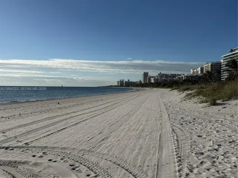 201 Crandon Boulevard Key Biscayne FL 33149