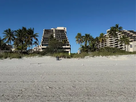 201 Crandon Boulevard Key Biscayne FL 33149