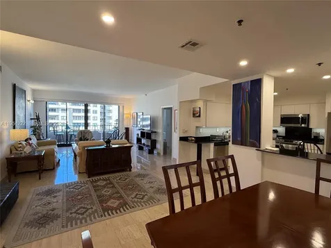 201 Crandon Boulevard Key Biscayne FL 33149