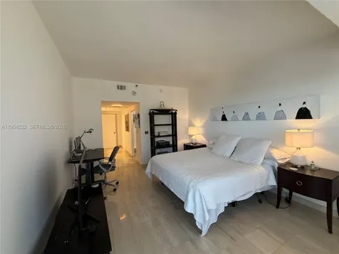 201 Crandon Boulevard Key Biscayne FL 33149