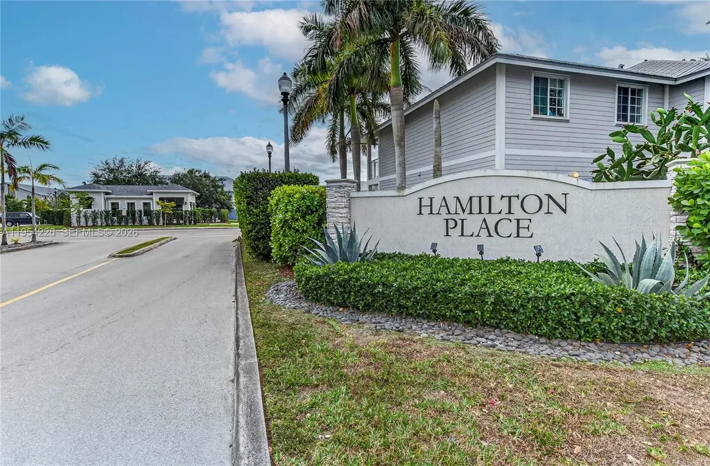1707 SE 9th Terrace Homestead FL 33034