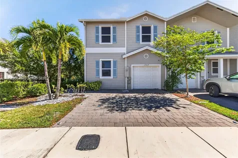 1707 SE 9th Terrace Homestead FL 33034