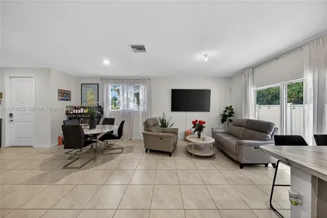 1707 SE 9th Terrace Homestead FL 33034