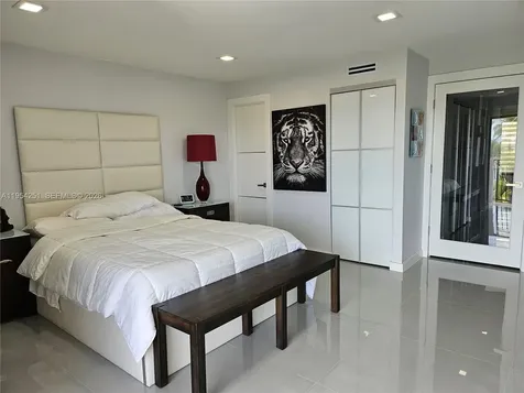 6901 Edgewater Drive Coral Gables FL 33133