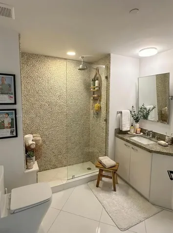 10 Venetian Way Miami Beach FL 33139