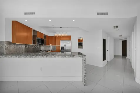 10 Venetian Way Miami Beach FL 33139