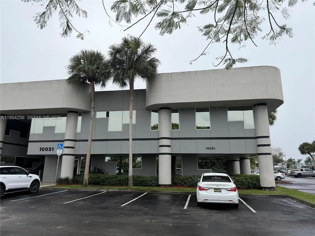 10031 Pines Boulevard Pembroke Pines FL 33024