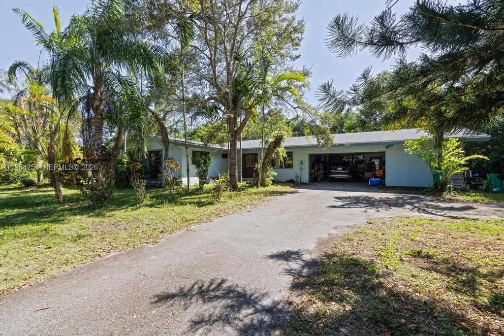 9300 SW 116th Street Miami FL 33176