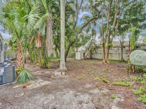 1409 SW 1st Street Fort Lauderdale FL 33312