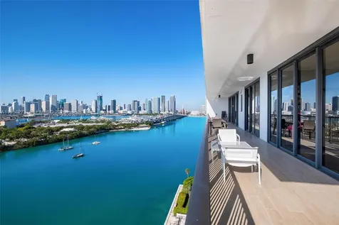 1000 Venetian Way Miami FL 33139